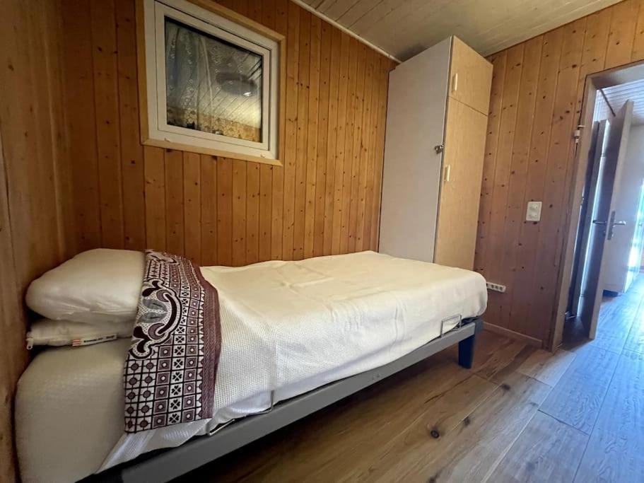 Joli Appartement Paisible Corcelles-sur-Chavornay Buitenkant foto
